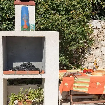 Ilio Mare Villa's