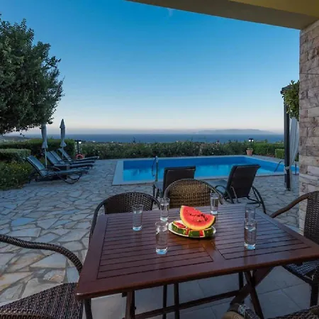 Vila Ilio Mare Villa's Mousata