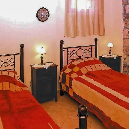 Ilio Mare Villa's *