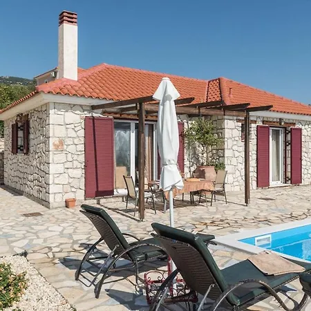 Ilio Mare Villa's