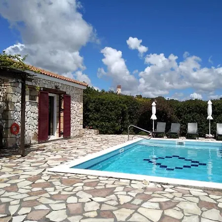 Ilio Mare Villa's
