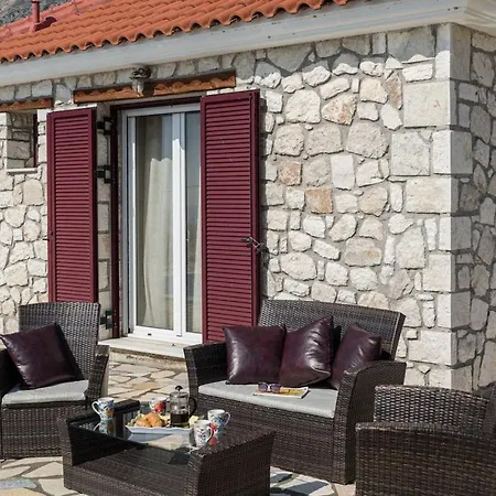 Ilio Mare Villa's * Mousata