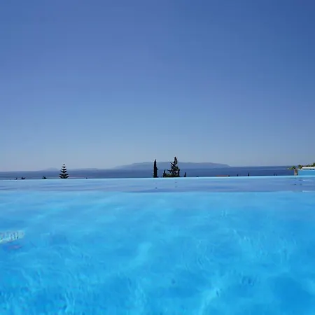 Ilio Mare Villa's Villa Mousata