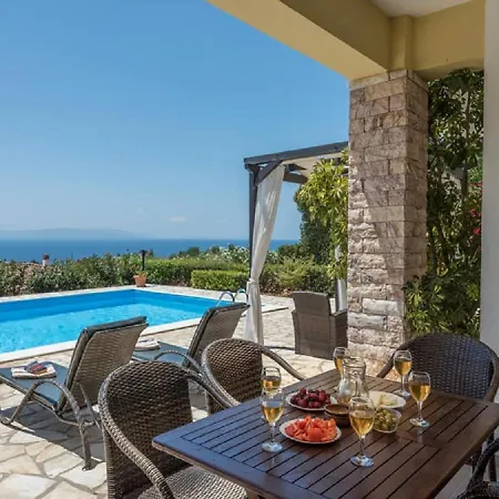 Villa Ilio Mare Villa's Mousata